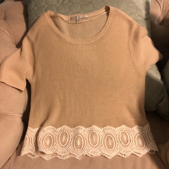 LC Lauren Conrad Tops - LC Lauren Conrad Blush Lace Hemmed Sweater 💕💕